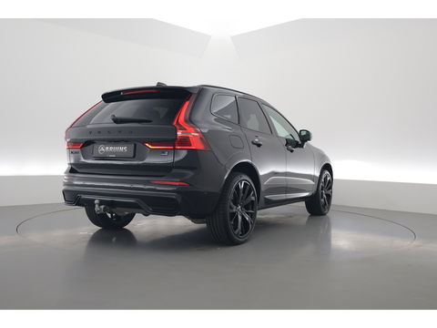 Volvo XC60 2.0 T8 Plug-in hybrid AWD Ultimate Black Edition | Luchtvering | Elek. Trekhaak | HUD | B&W |