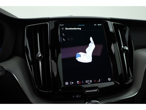 Volvo XC60 2.0 T8 Plug-in hybrid AWD Ultimate Black Edition | Luchtvering | Elek. Trekhaak | HUD | B&W |