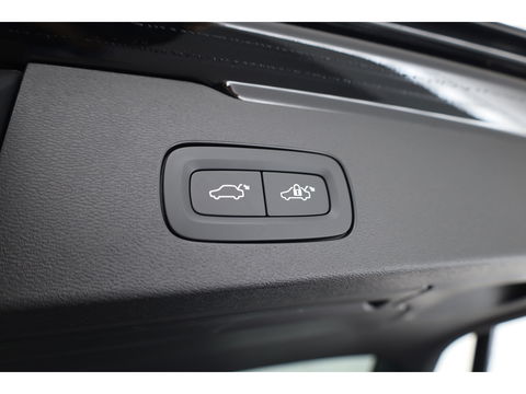 Volvo V60 2.0 T8 Plug-in hybrid AWD Polestar Engineered | B&W | HUD | ACC | 360 Cam | Trekhaak | Stuur- & 4x stoelverw. |