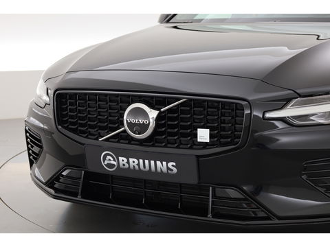 Volvo V60 2.0 T8 Plug-in hybrid AWD Polestar Engineered | B&W | HUD | ACC | 360 Cam | Trekhaak | Stuur- & 4x stoelverw. |
