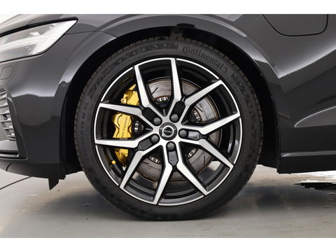 Volvo V60 2.0 T8 Plug-in hybrid AWD Polestar Engineered | B&W | HUD | ACC | 360 Cam | Trekhaak | Stuur- & 4x stoelverw. |