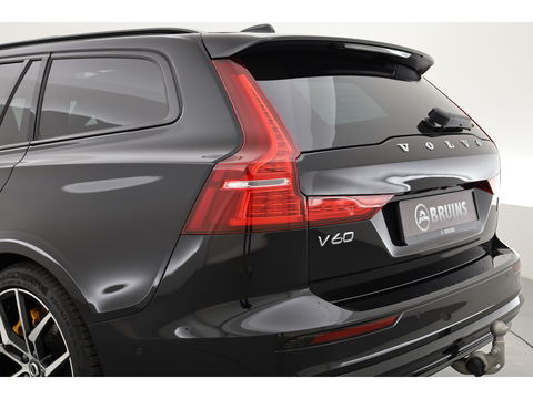 Volvo V60 2.0 T8 Plug-in hybrid AWD Polestar Engineered | B&W | HUD | ACC | 360 Cam | Trekhaak | Stuur- & 4x stoelverw. |