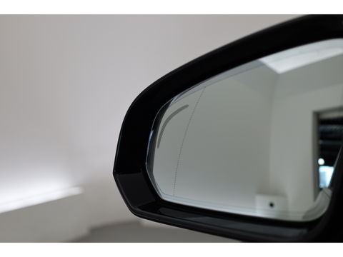 Volvo V60 2.0 T8 Plug-in hybrid AWD Polestar Engineered | B&W | HUD | ACC | 360 Cam | Trekhaak | Stuur- & 4x stoelverw. |