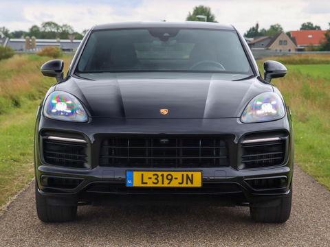 Porsche Cayenne Coupé 3.0 E-Hybrid 462pk | Sport Chrono | Luchtvering | Carbon | Bose