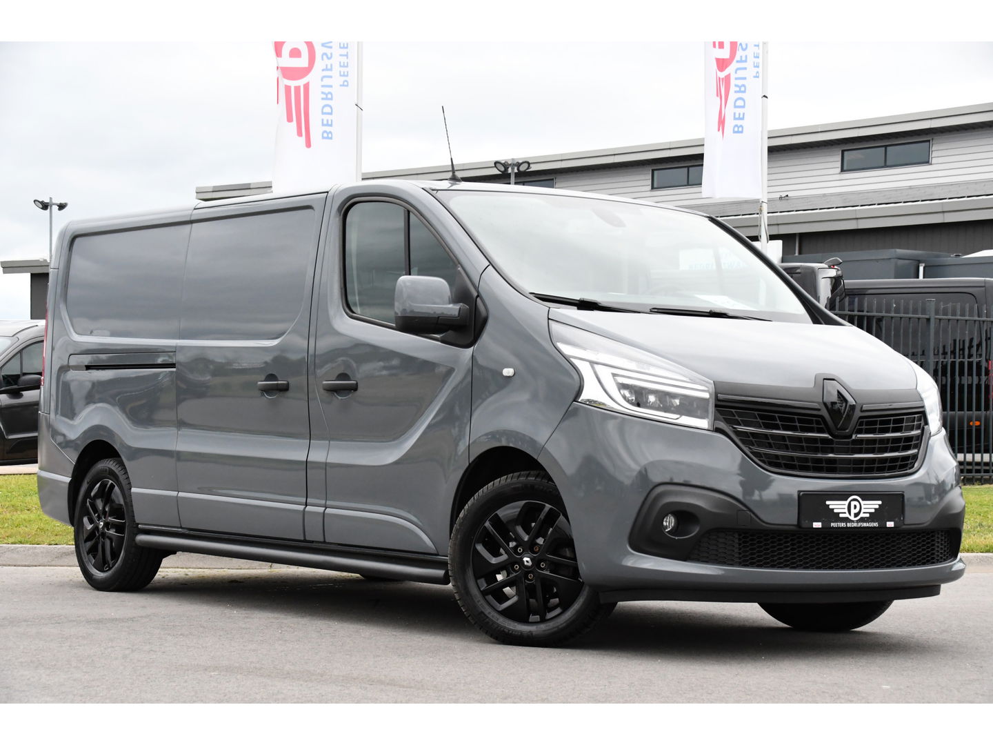Renault Trafic 2.0 dCi 170 T29 L2H1 Luxe Cruise, Camera, Carplay, 170PK, Automaat, Trekhaak, LED, Trekhaak, Sensoren, Uniek!