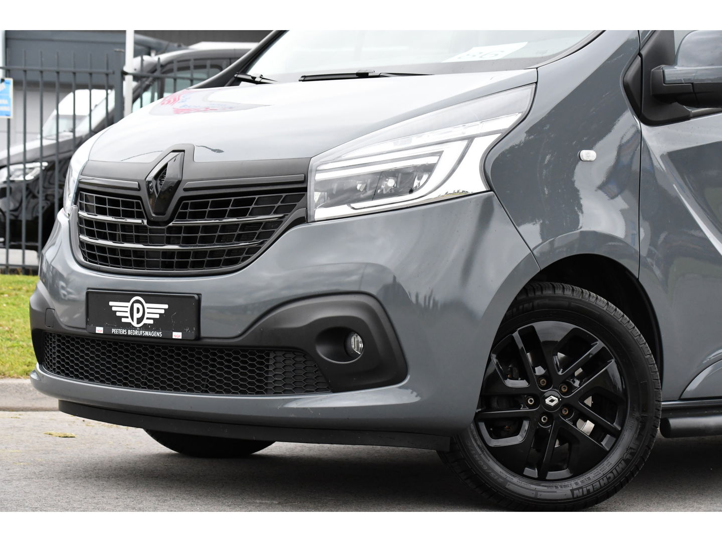 Renault Trafic 2.0 dCi 170 T29 L2H1 Luxe Cruise, Camera, Carplay, 170PK, Automaat, Trekhaak, LED, Trekhaak, Sensoren, Uniek!
