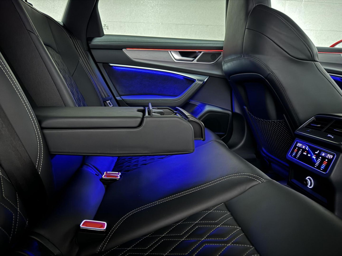 Audi A6 Avant 55 TFSI V6T Quattro S-Line Pano B&O Luchtv Sfeer NAP