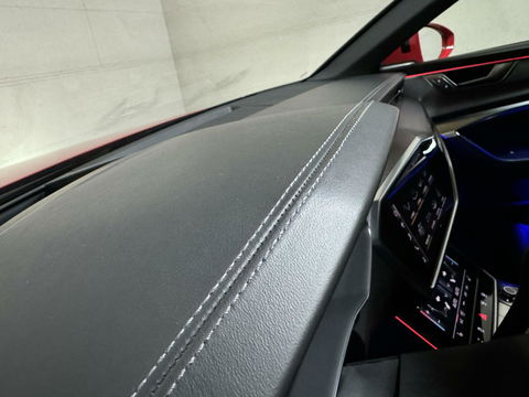 Audi A6 Avant 55 TFSI V6T Quattro S-Line Pano B&O Luchtv Sfeer NAP