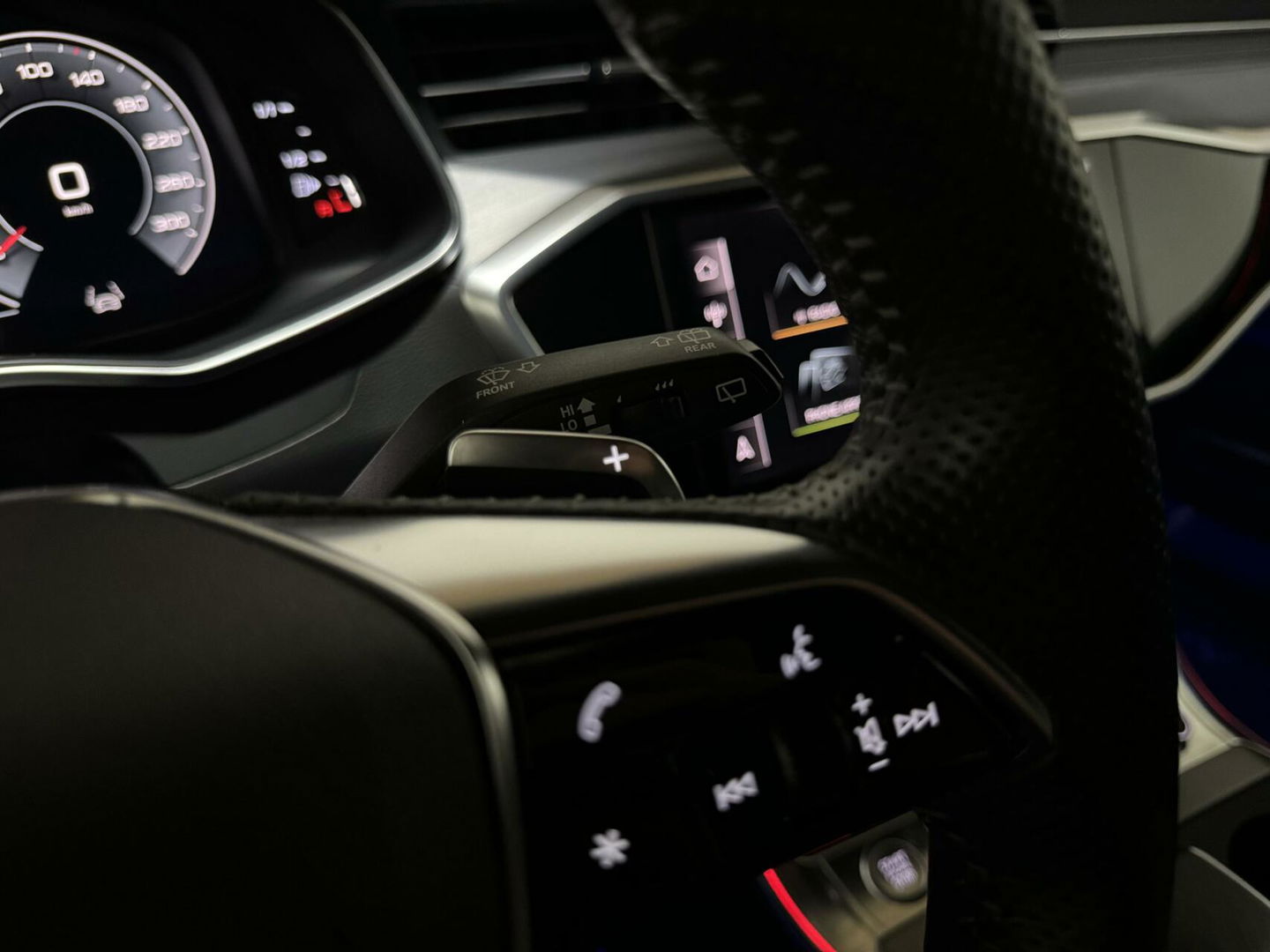 Audi A6 Avant 55 TFSI V6T Quattro S-Line Pano B&O Luchtv Sfeer NAP