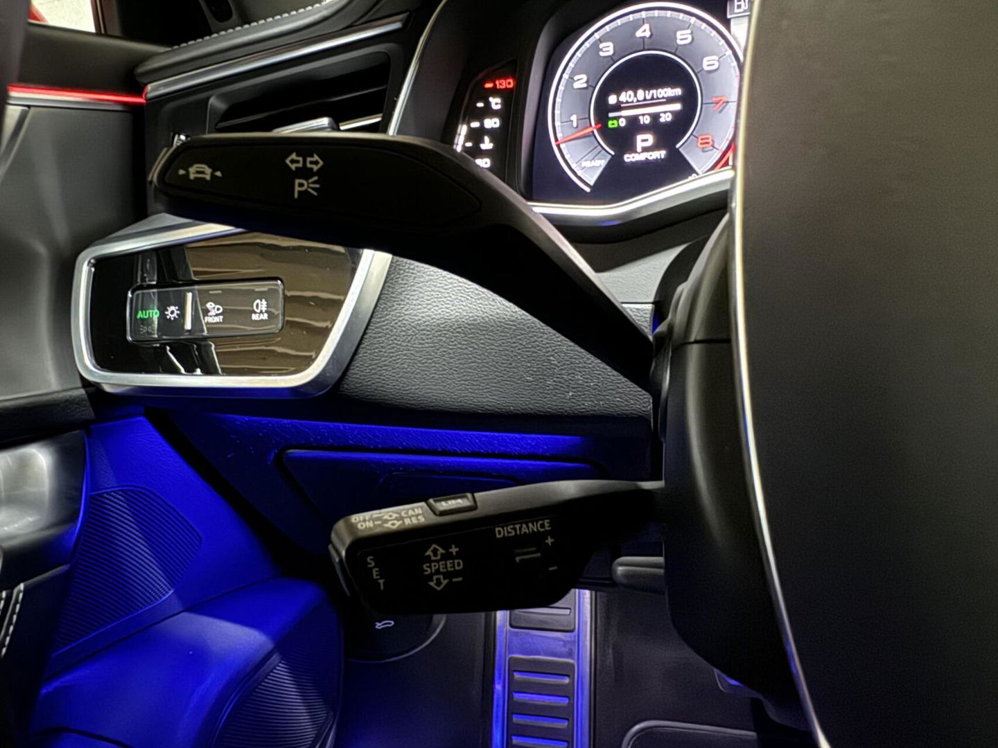 Audi A6 Avant 55 TFSI V6T Quattro S-Line Pano B&O Luchtv Sfeer NAP
