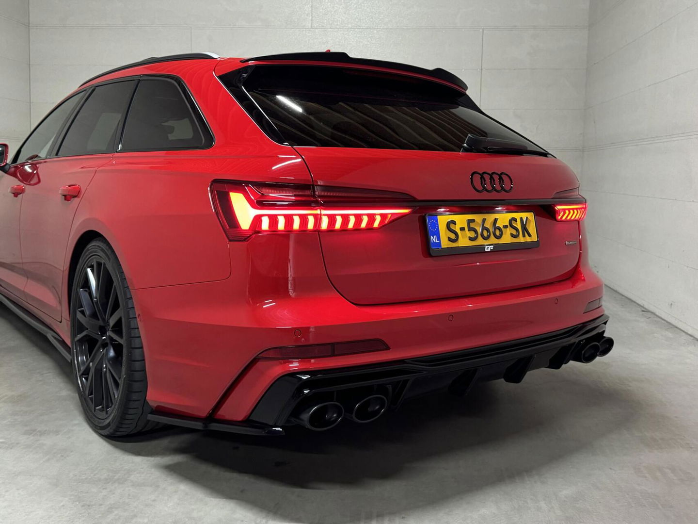 Audi A6 Avant 55 TFSI V6T Quattro S-Line Pano B&O Luchtv Sfeer NAP