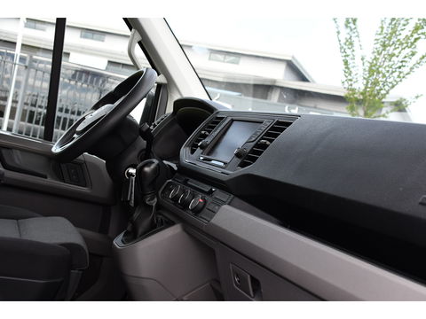 Volkswagen Crafter 2.0 TDI L3H2 Highline PB Edition Adaptieve Cruise, Camera, 360 Sensoren, Carplay, LED, Trekhaak, Automaat, Uniek!
