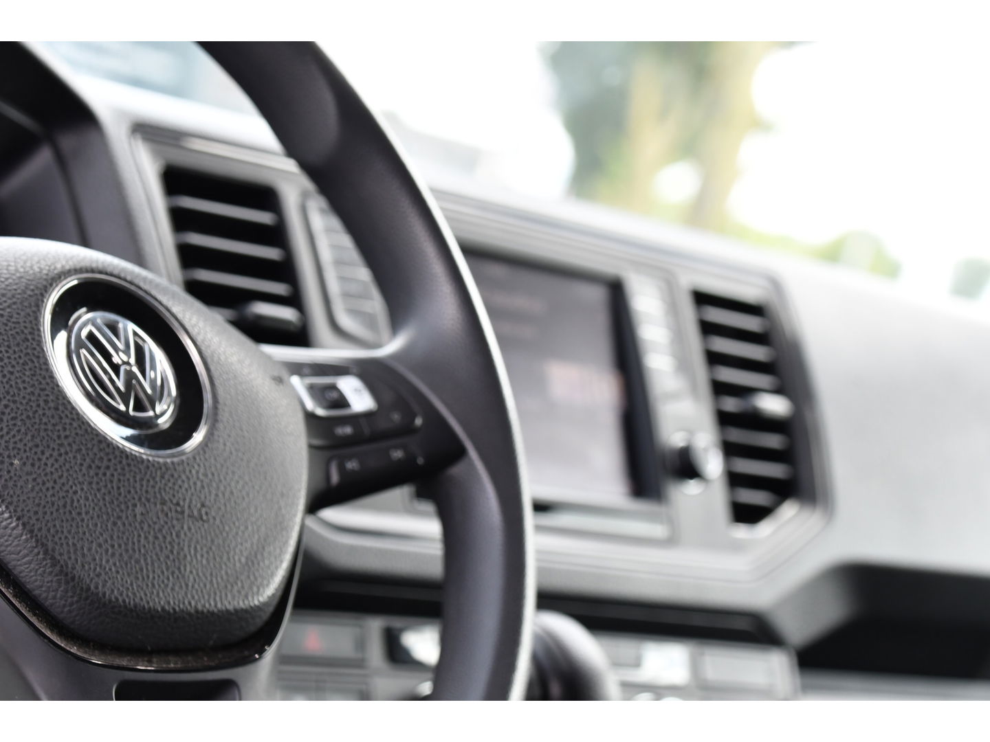 Volkswagen Crafter 2.0 TDI L3H2 Highline PB Edition Adaptieve Cruise, Camera, 360 Sensoren, Carplay, LED, Trekhaak, Automaat, Uniek!