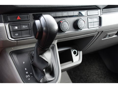Volkswagen Crafter 2.0 TDI L3H2 Highline PB Edition Adaptieve Cruise, Camera, 360 Sensoren, Carplay, LED, Trekhaak, Automaat, Uniek!