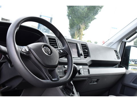 Volkswagen Crafter 2.0 TDI L3H2 Highline PB Edition Adaptieve Cruise, Camera, 360 Sensoren, Carplay, LED, Trekhaak, Automaat, Uniek!