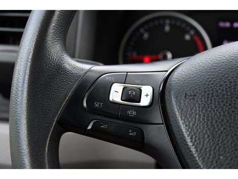 Volkswagen Crafter 2.0 TDI L3H2 Highline PB Edition Adaptieve Cruise, Camera, 360 Sensoren, Carplay, LED, Trekhaak, Automaat, Uniek!