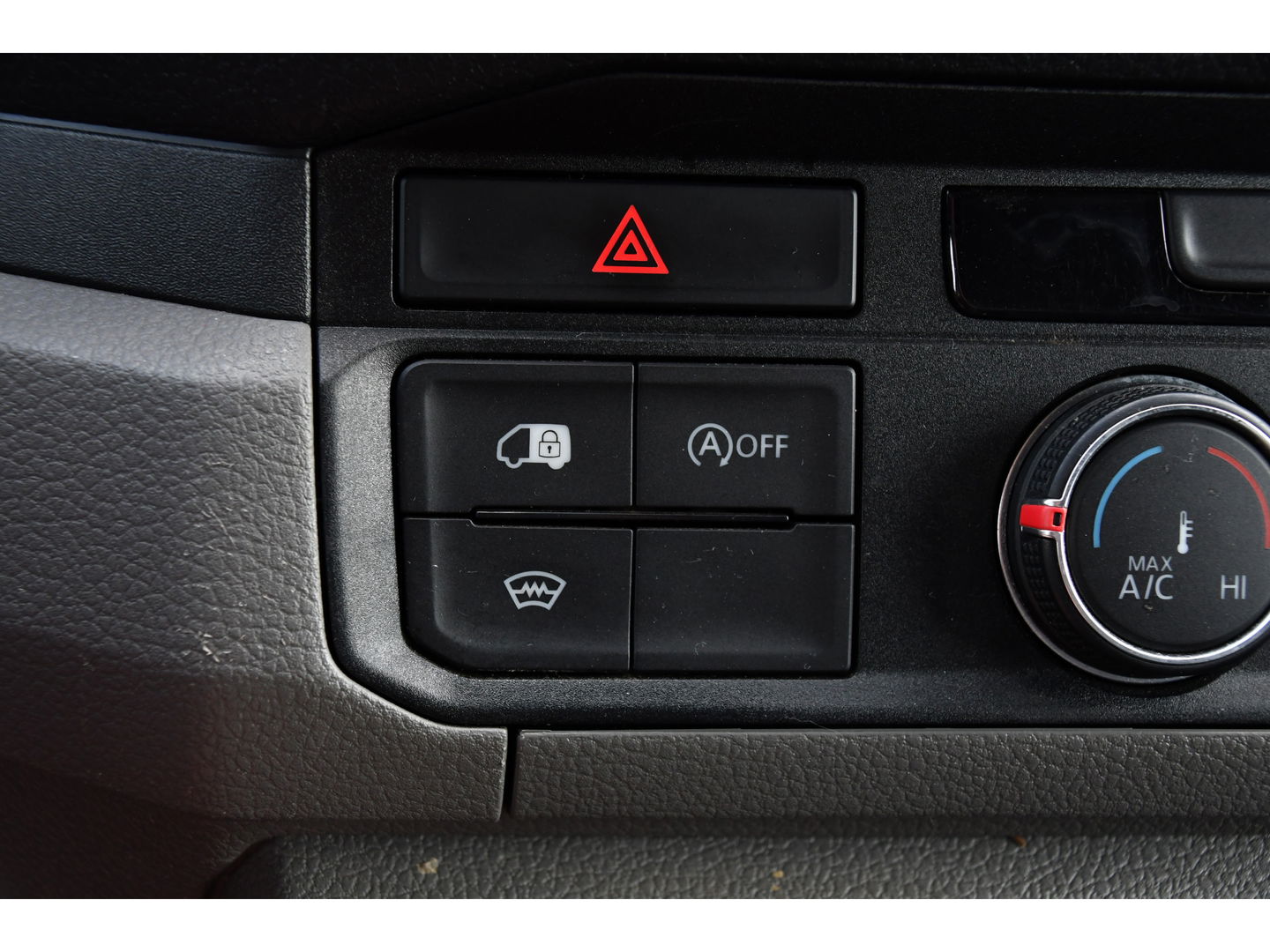 Volkswagen Crafter 2.0 TDI L3H2 Highline PB Edition Adaptieve Cruise, Camera, 360 Sensoren, Carplay, LED, Trekhaak, Automaat, Uniek!