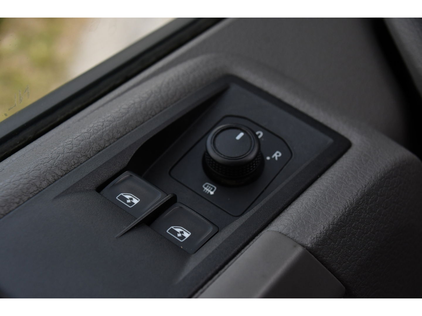 Volkswagen Crafter 2.0 TDI L3H2 Highline PB Edition Adaptieve Cruise, Camera, 360 Sensoren, Carplay, LED, Trekhaak, Automaat, Uniek!