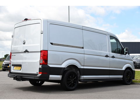 Volkswagen Crafter 2.0 TDI L3H2 Highline PB Edition Adaptieve Cruise, Camera, 360 Sensoren, Carplay, LED, Trekhaak, Automaat, Uniek!