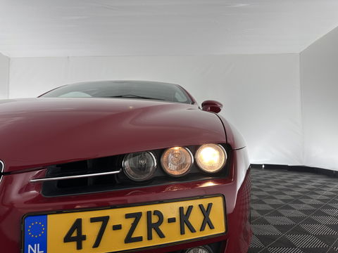 Alfa Romeo Brera 2.2 JTS Selespeed SkyWindow Aut.*PANO | LUXURY-LEATHER | HEATED-SPORTSEATS | ECC | SHIFT-PADDLES | PDC | CRUISE | 19''ALU*