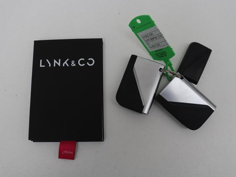 Lynk & Co 01 1.5 Plug In | Panoramadak | Infinity by Harman | Camera | Adaptive cruise | Stoelverwarming | Carplay | Memory | Full LED