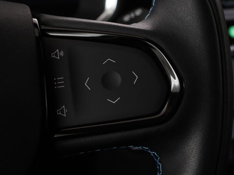 Lynk & Co 01 1.5 Plug In | Panoramadak | Infinity by Harman | Camera | Adaptive cruise | Stoelverwarming | Carplay | Memory | Full LED