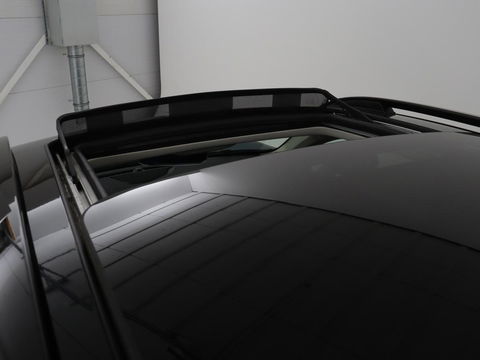 Lynk & Co 01 1.5 Plug In | Panoramadak | Infinity by Harman | Camera | Adaptive cruise | Stoelverwarming | Carplay | Memory | Full LED