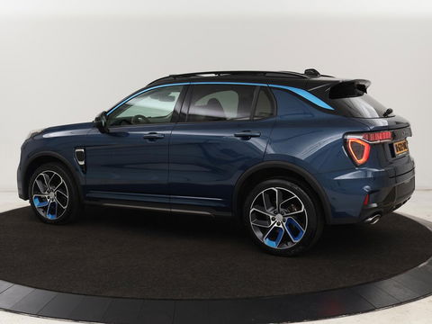 Lynk & Co 01 1.5 Plug In | Panoramadak | Infinity by Harman | Camera | Adaptive cruise | Stoelverwarming | Carplay | Memory | Full LED