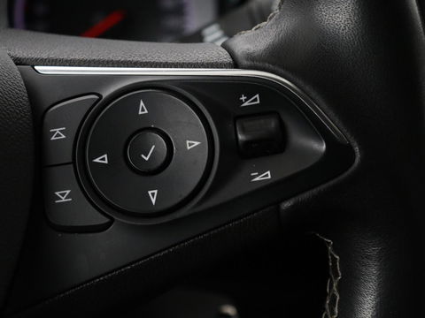 Opel Insignia 1.5 Turbo Executive | Leder/Alcantara | Trekhaak | Carplay | Navigatie | Climate control | Cruise control | Parkeerhulp