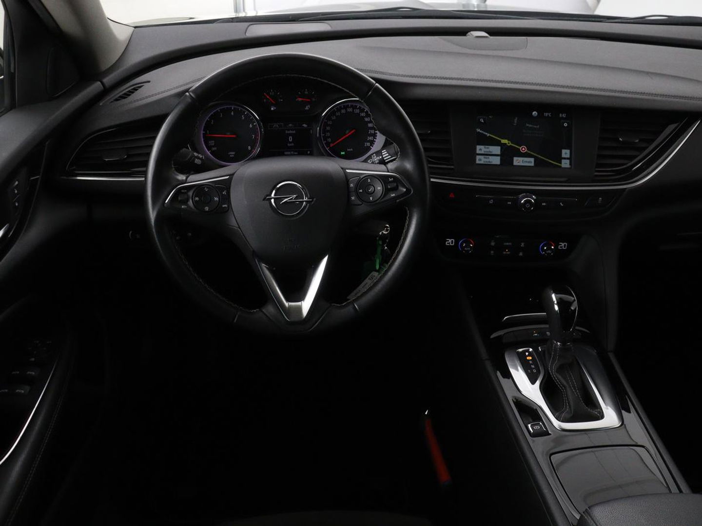 Opel Insignia 1.5 Turbo Executive | Leder/Alcantara | Trekhaak | Carplay | Navigatie | Climate control | Cruise control | Parkeerhulp