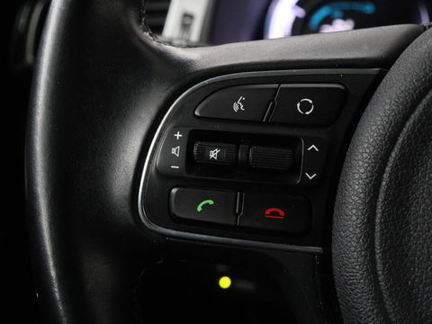 Kia Niro 1.6 GDi Hybrid DynamicLine | Carplay | Camera | Half leder | Navigatie | Climate control | Cruise control | Bluetooth