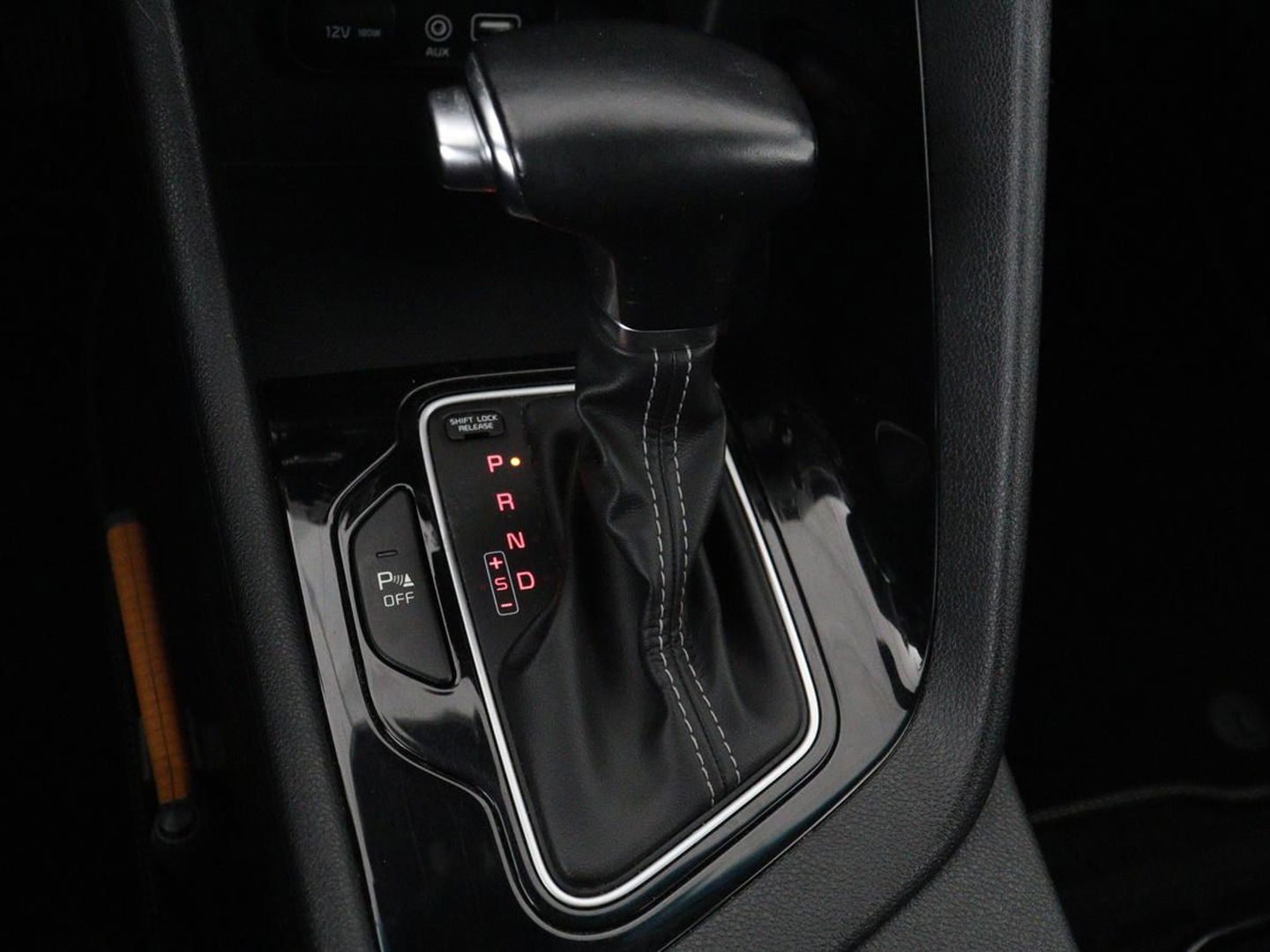 Kia Niro 1.6 GDi Hybrid DynamicLine | Carplay | Camera | Half leder | Navigatie | Climate control | Cruise control | Bluetooth