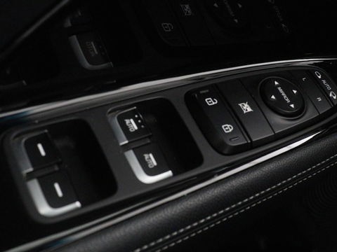 Kia Niro 1.6 GDi Hybrid DynamicLine | Carplay | Camera | Half leder | Navigatie | Climate control | Cruise control | Bluetooth
