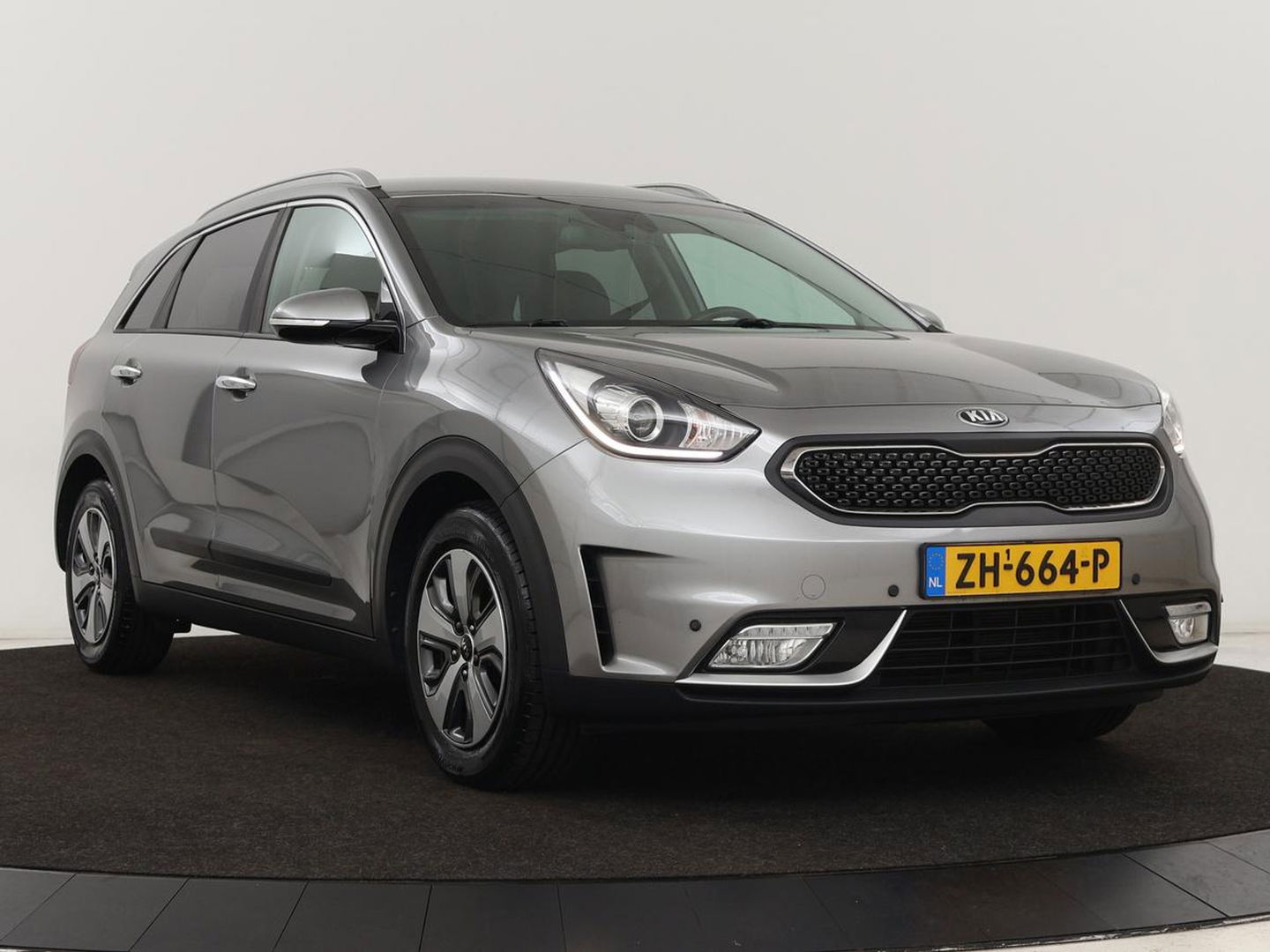 Kia Niro 1.6 GDi Hybrid DynamicLine | Carplay | Camera | Half leder | Navigatie | Climate control | Cruise control | Bluetooth