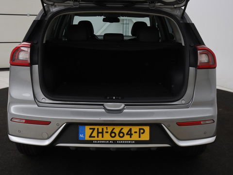 Kia Niro 1.6 GDi Hybrid DynamicLine | Carplay | Camera | Half leder | Navigatie | Climate control | Cruise control | Bluetooth