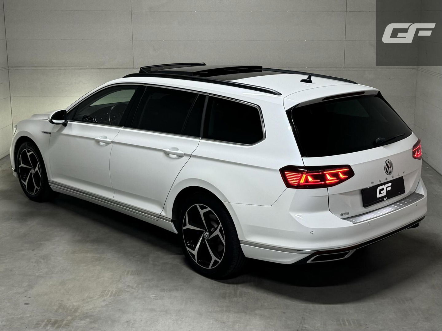 Volkswagen Passat Variant 1.4 TSI PHEV GTE Pano Leer Virtual Carplay Trekh.