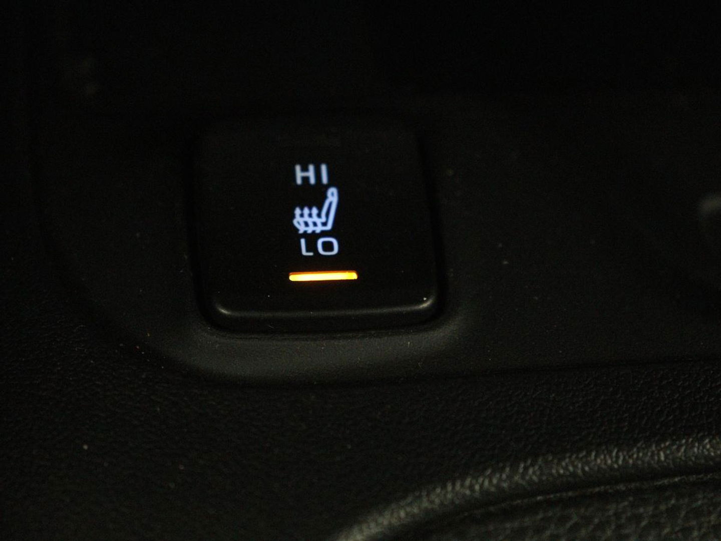 Toyota Corolla 1.8 Hybrid Business Intro | Head-Up | Stoelverwarming | Adaptive cruise | Carplay | Carplay | Navigatie | Keyless | Park Assist