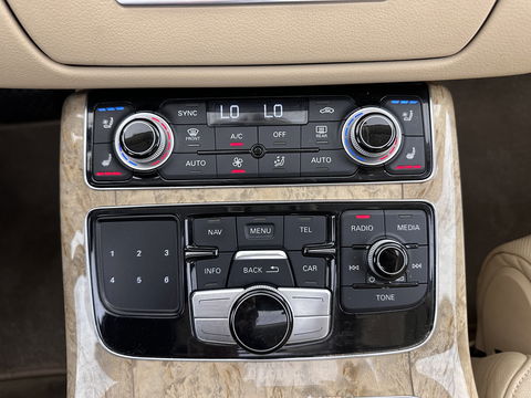 Audi A8 4.2 TDI quattro Pro Line Aut. *PANO | ADAPTIVE-CRUISE | FULL-LEATHER | XENON | BOSE-SOUND | TOP-VIEW | MEMORY/ COMFORT-PACK | KEYLESS | NAVI-FULLAMP | 21''ALU | ECC | PDC*