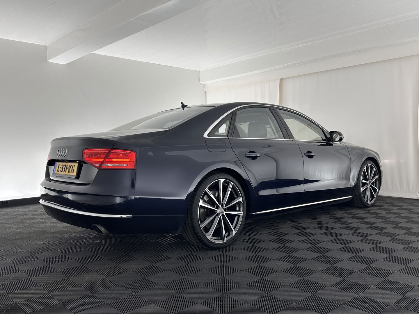 Audi A8 4.2 TDI quattro Pro Line Aut. *PANO | ADAPTIVE-CRUISE | FULL-LEATHER | XENON | BOSE-SOUND | TOP-VIEW | MEMORY/ COMFORT-PACK | KEYLESS | NAVI-FULLAMP | 21''ALU | ECC | PDC*