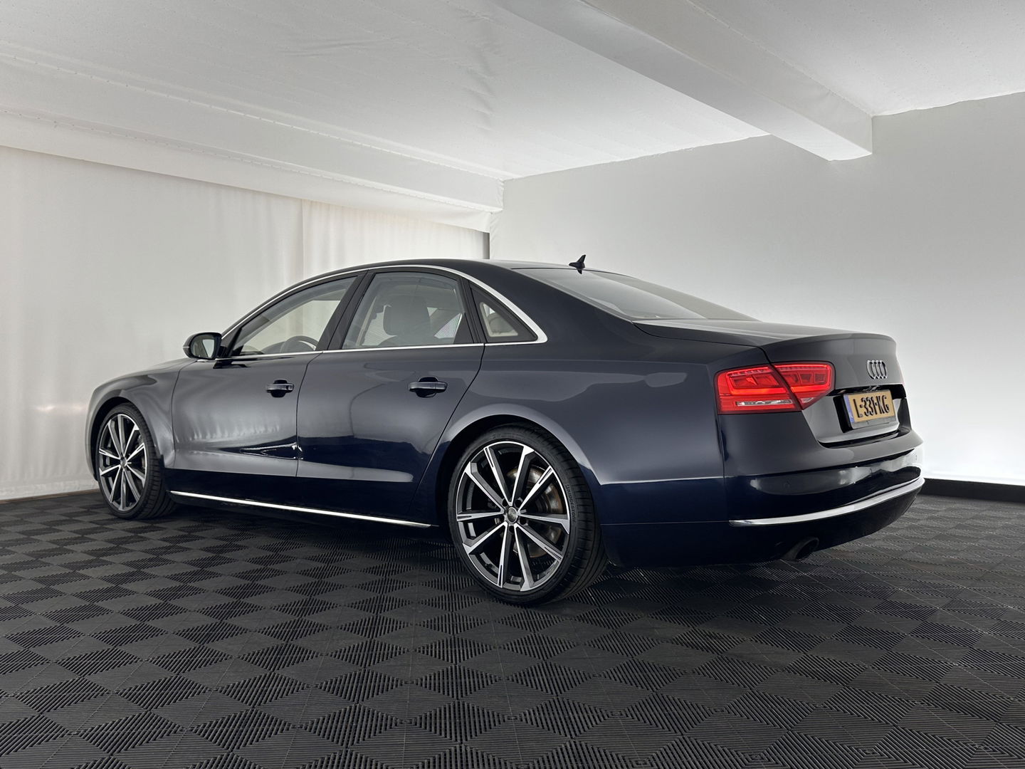 Audi A8 4.2 TDI quattro Pro Line Aut. *PANO | ADAPTIVE-CRUISE | FULL-LEATHER | XENON | BOSE-SOUND | TOP-VIEW | MEMORY/ COMFORT-PACK | KEYLESS | NAVI-FULLAMP | 21''ALU | ECC | PDC*