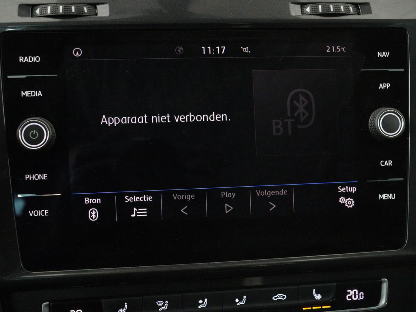 Volkswagen Golf 1.0 TSI Comfortline | Panoramadak | Stoelverwarming | Massage | Full LED | Carplay | Camera | Adaptive cruise | Sportstoelen | Climate control