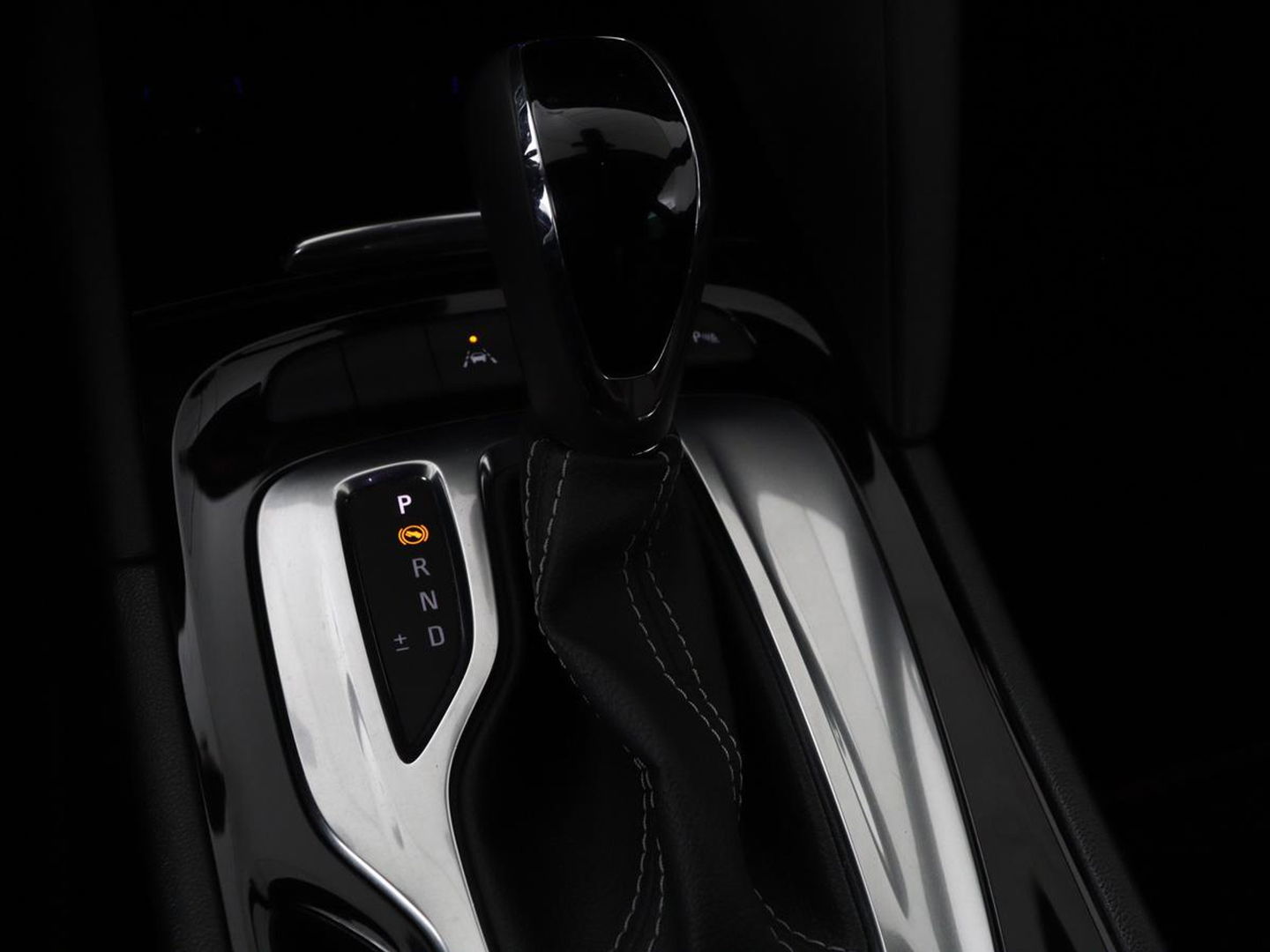 Opel Insignia Grand Sport 1.6 CDTI Innovation | OPC Line | Head-Up | Stoelventilatie | Leder | Massage | 360 camera | Carplay | AGR Stoel | Matrix LED | Navigatie | Stoel & stuurverwarming