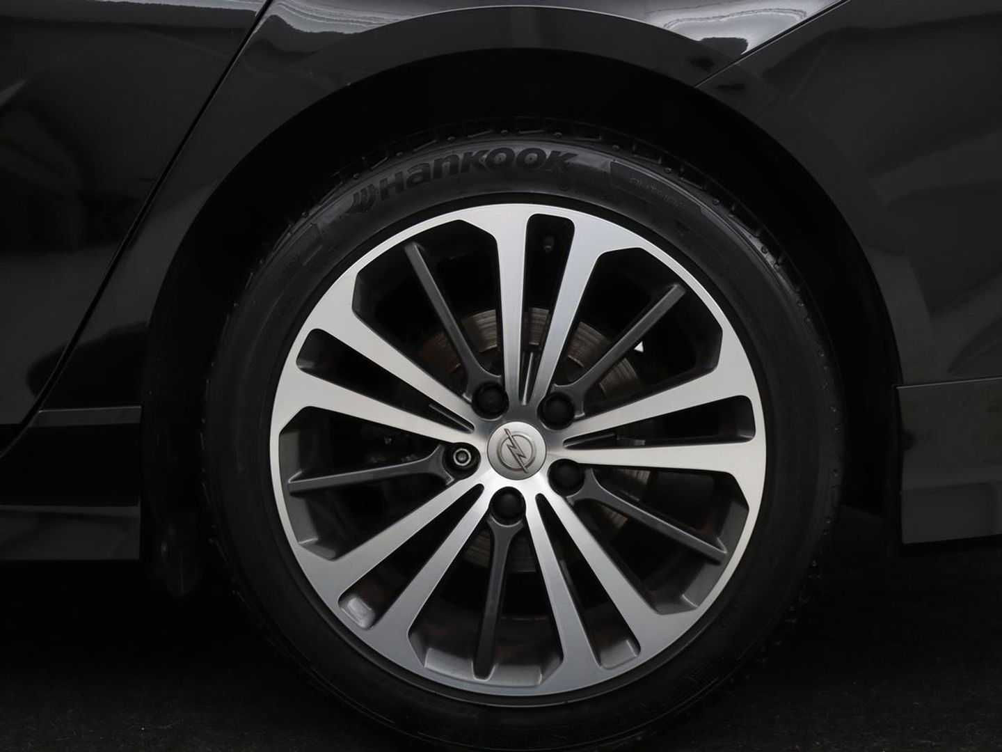 Opel Insignia Grand Sport 1.6 CDTI Innovation | OPC Line | Head-Up | Stoelventilatie | Leder | Massage | 360 camera | Carplay | AGR Stoel | Matrix LED | Navigatie | Stoel & stuurverwarming