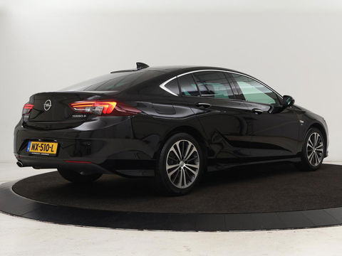Opel Insignia Grand Sport 1.6 CDTI Innovation | OPC Line | Head-Up | Stoelventilatie | Leder | Massage | 360 camera | Carplay | AGR Stoel | Matrix LED | Navigatie | Stoel & stuurverwarming