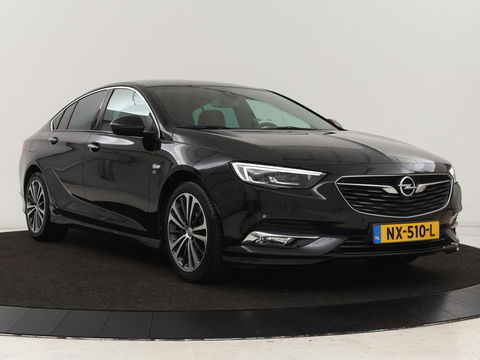 Opel Insignia Grand Sport 1.6 CDTI Innovation | OPC Line | Head-Up | Stoelventilatie | Leder | Massage | 360 camera | Carplay | AGR Stoel | Matrix LED | Navigatie | Stoel & stuurverwarming