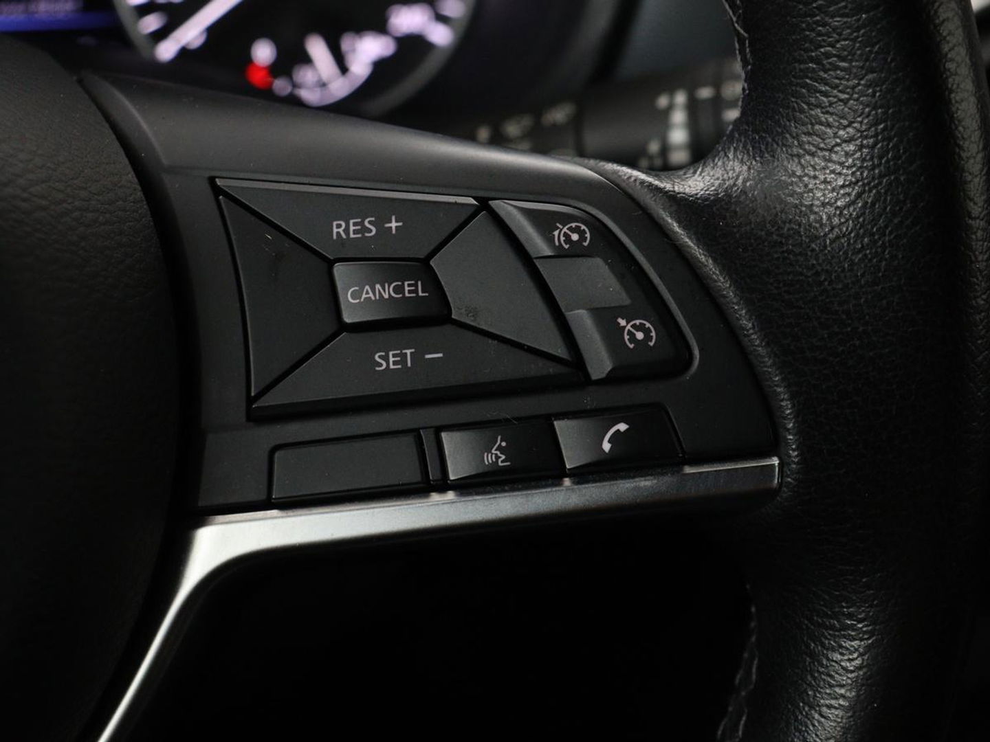 Nissan Juke 1.0 DIG-T N-Connecta | Carplay | Keyless | Navigatie | Full LED | Climate control | Parkeerhulp | Cruise control