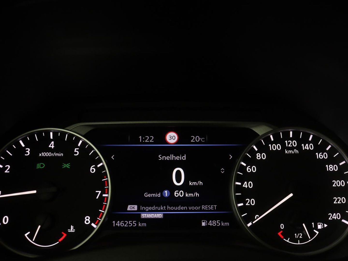 Nissan Juke 1.0 DIG-T N-Connecta | Carplay | Keyless | Navigatie | Full LED | Climate control | Parkeerhulp | Cruise control