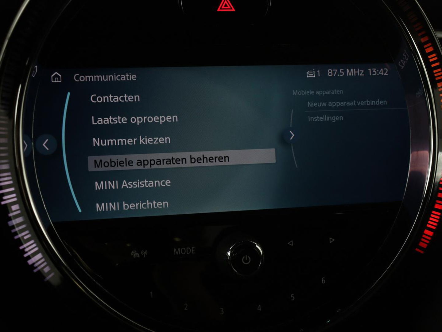 MINI Cooper 1.5 Classic | Automaat | Leder | Carplay | Full LED | Navigatie | Climate control | Parkeerhulp | Cruise control