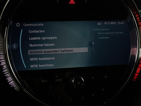 MINI Cooper 1.5 Classic | Automaat | Leder | Carplay | Full LED | Navigatie | Climate control | Parkeerhulp | Cruise control