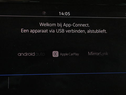 Volkswagen Passat 1.4 TSI R Line | Trekhaak | 360 camera | Stoelverwarming | Leder/Alcantara | Carplay | Adaptive cruise | Navigatie | Full LED | Virtual Cockpit